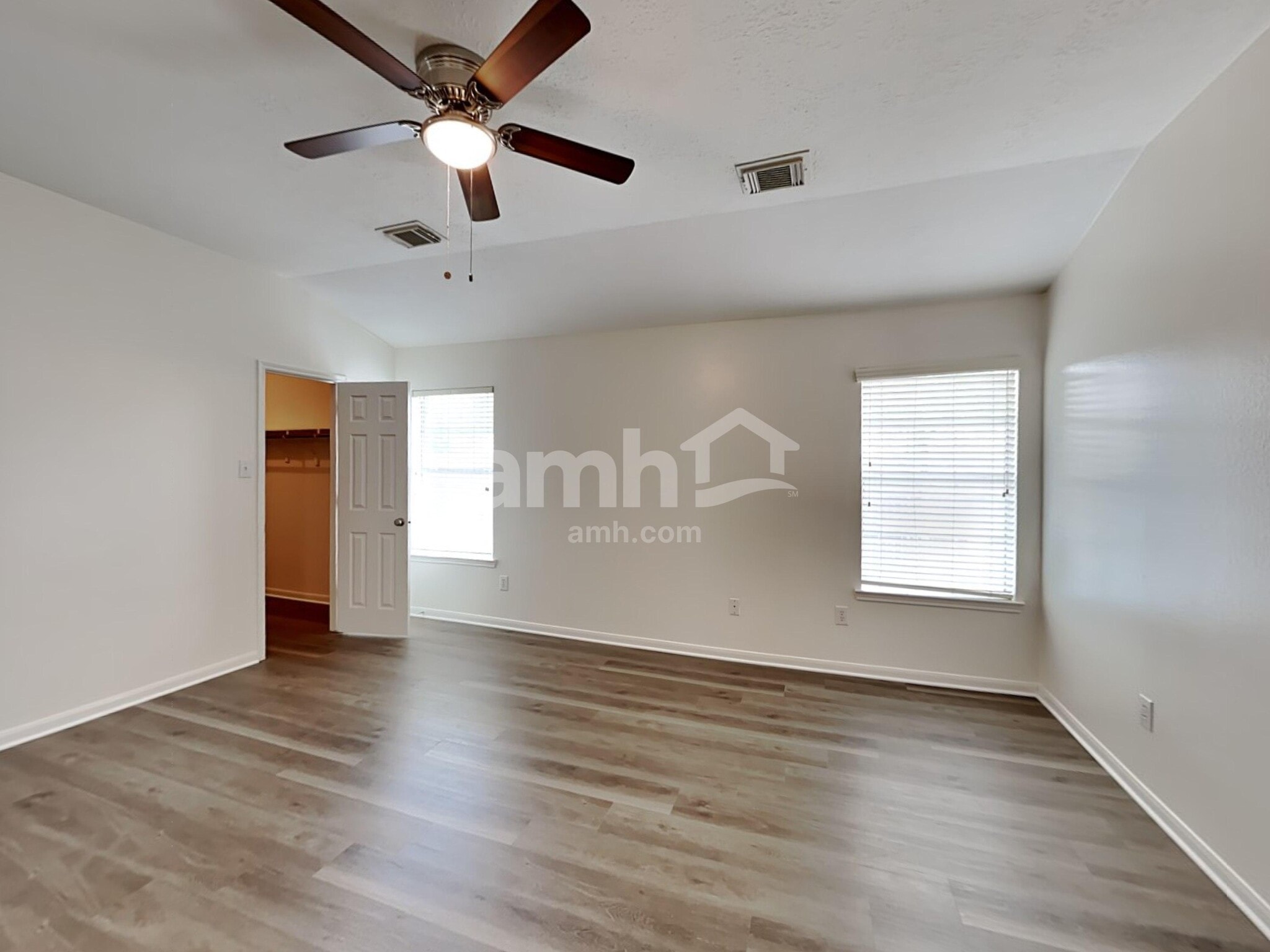 Building Photo - 3043 Crestbrook Bend Ln