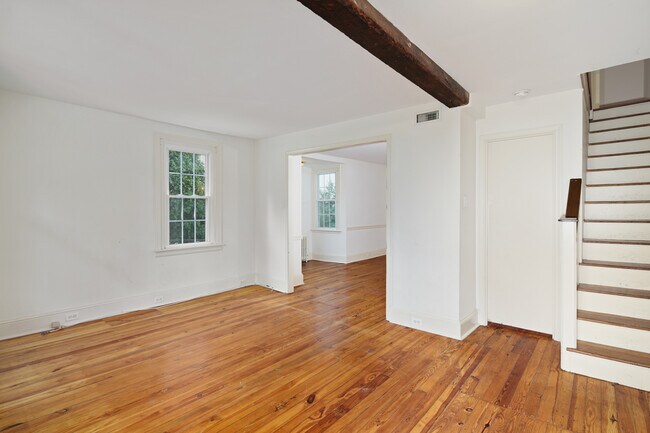 Building Photo - 1109 Youngs Ford Rd