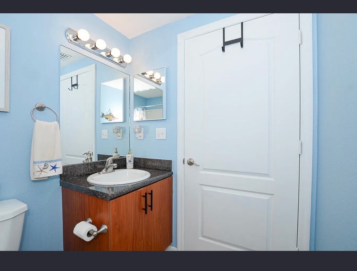 Building Photo - 4190 Gator Greens Way