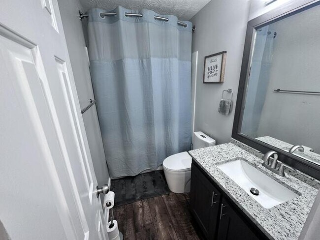 Building Photo - 3461 Southgate Trail SE