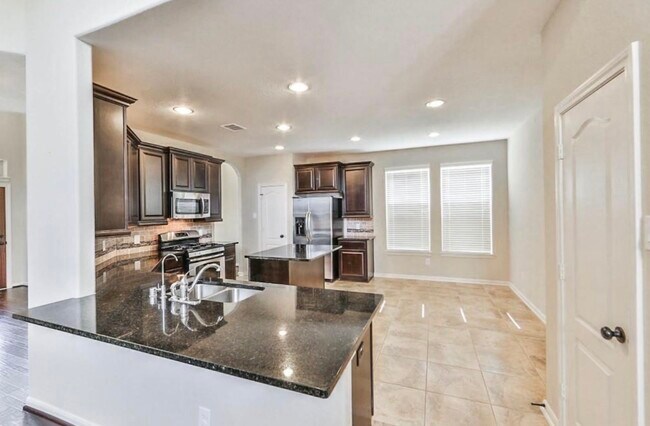Building Photo - 28807 Mayes Bluff Dr