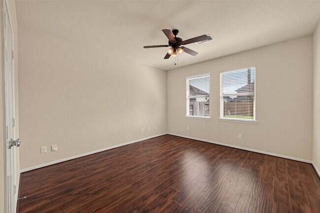 Building Photo - 9118 Cavalier Ln