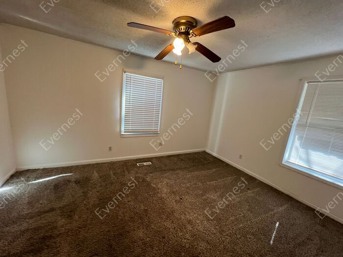 Building Photo - 7930 7th Ct S