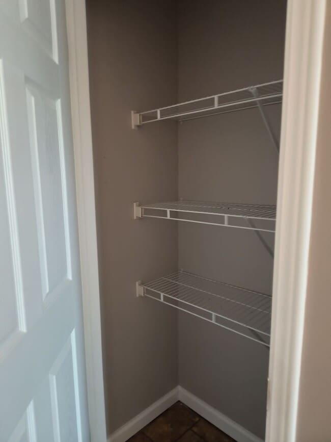 Building Photo - 3 bedroom 2 bathroom townhouse in Ocean Springs