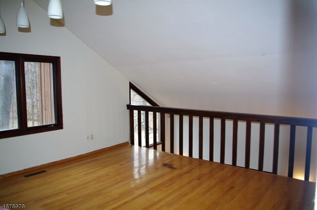 Building Photo - 17 Village Way