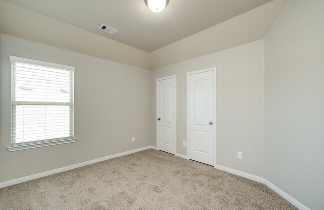 Building Photo - 17621 Northern Harrier Ct
