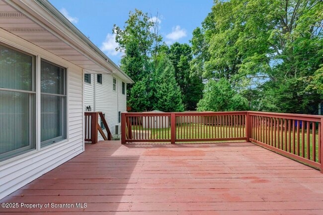 Building Photo - 107 Carteret Dr
