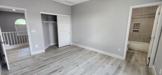 Building Photo - 4816 Magnolia Blossom Ave