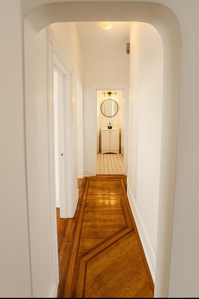 Building Photo - 194 Summit Ave