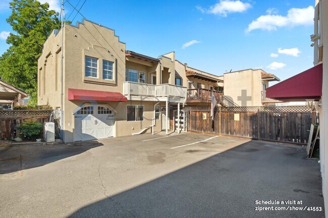 Primary Photo - 260 Spring St