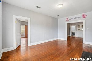 Building Photo - 821 E Quincy St