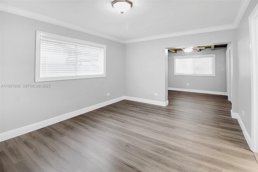 Building Photo - 1804 SW 102nd Ct