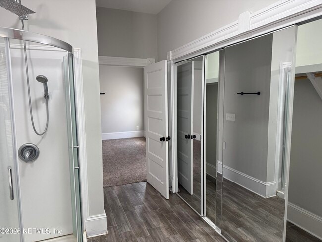 Building Photo - 1918 Redell St