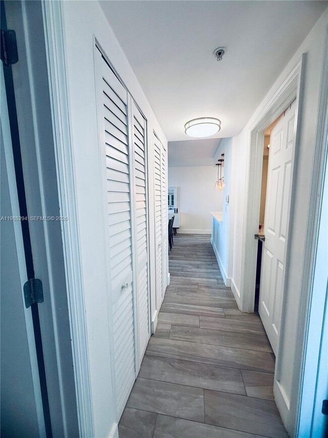 Building Photo - 900 SW 8th St