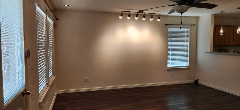 Building Photo - 2233 Cavalry Dr
