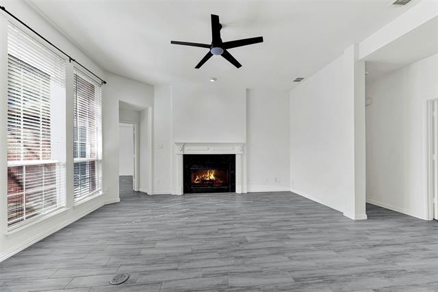 Building Photo - 1010 Westwood Ct