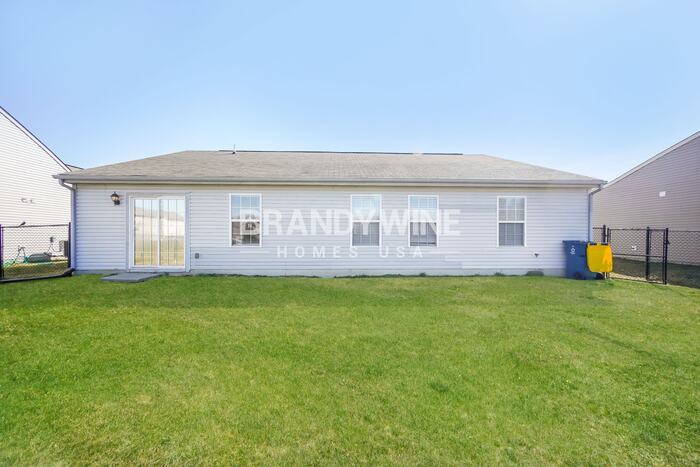 Building Photo - 7356 Pipestone Dr