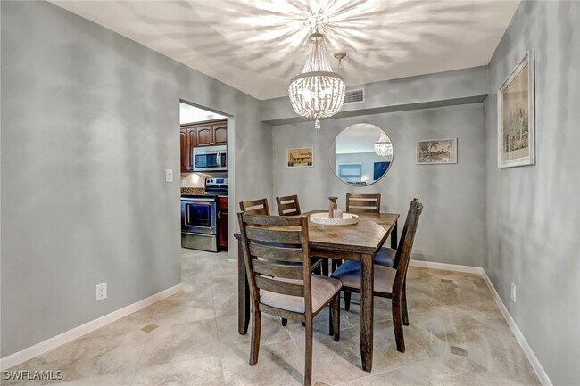 Building Photo - 1351 Curlew Ave