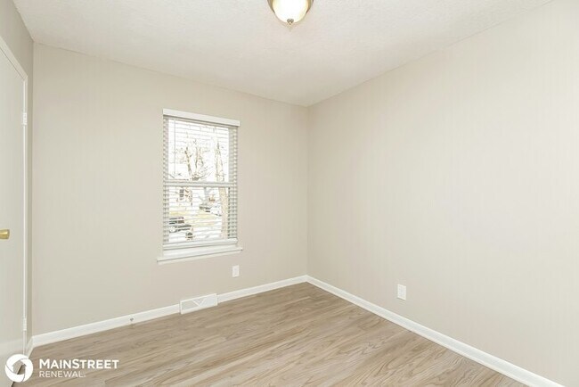 Building Photo - 9109 W 49th St, Merriam, KS 66203