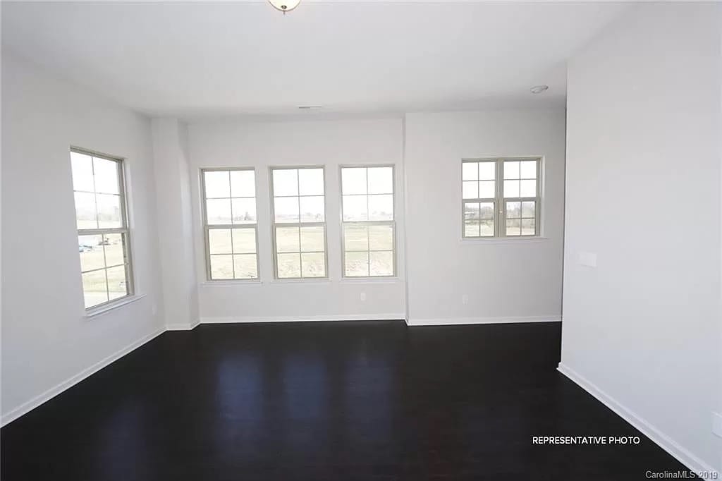 Building Photo - Room in Townhome on Ainslie Downs St