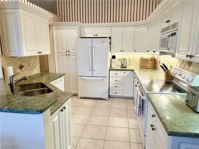 Building Photo - 27080 Lake Harbor Ct