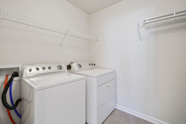 Building Photo - Enjoy the Community's Resort Like Living!