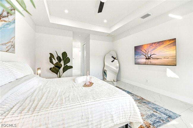 Building Photo - 922 NW 8th Terrace