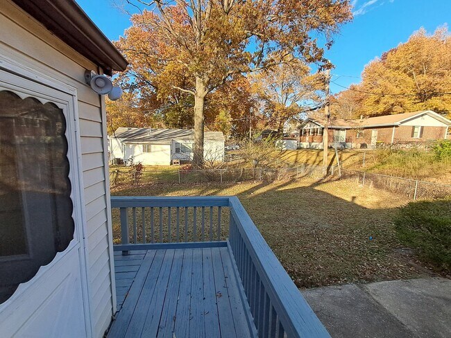 Building Photo - Roxton Rhythm and Blues