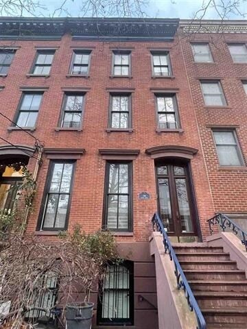 Building Photo - 710 Hudson St