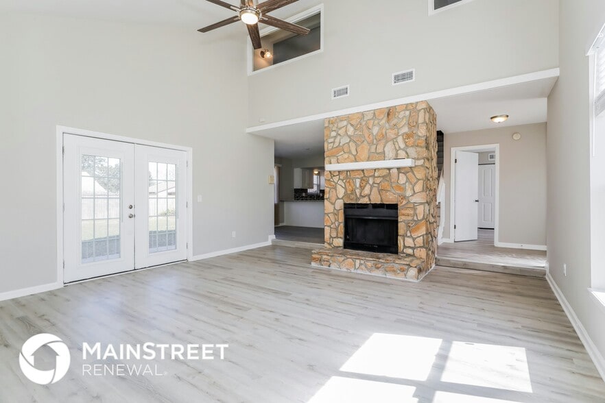 Building Photo - 561 Thomas Stone Ct