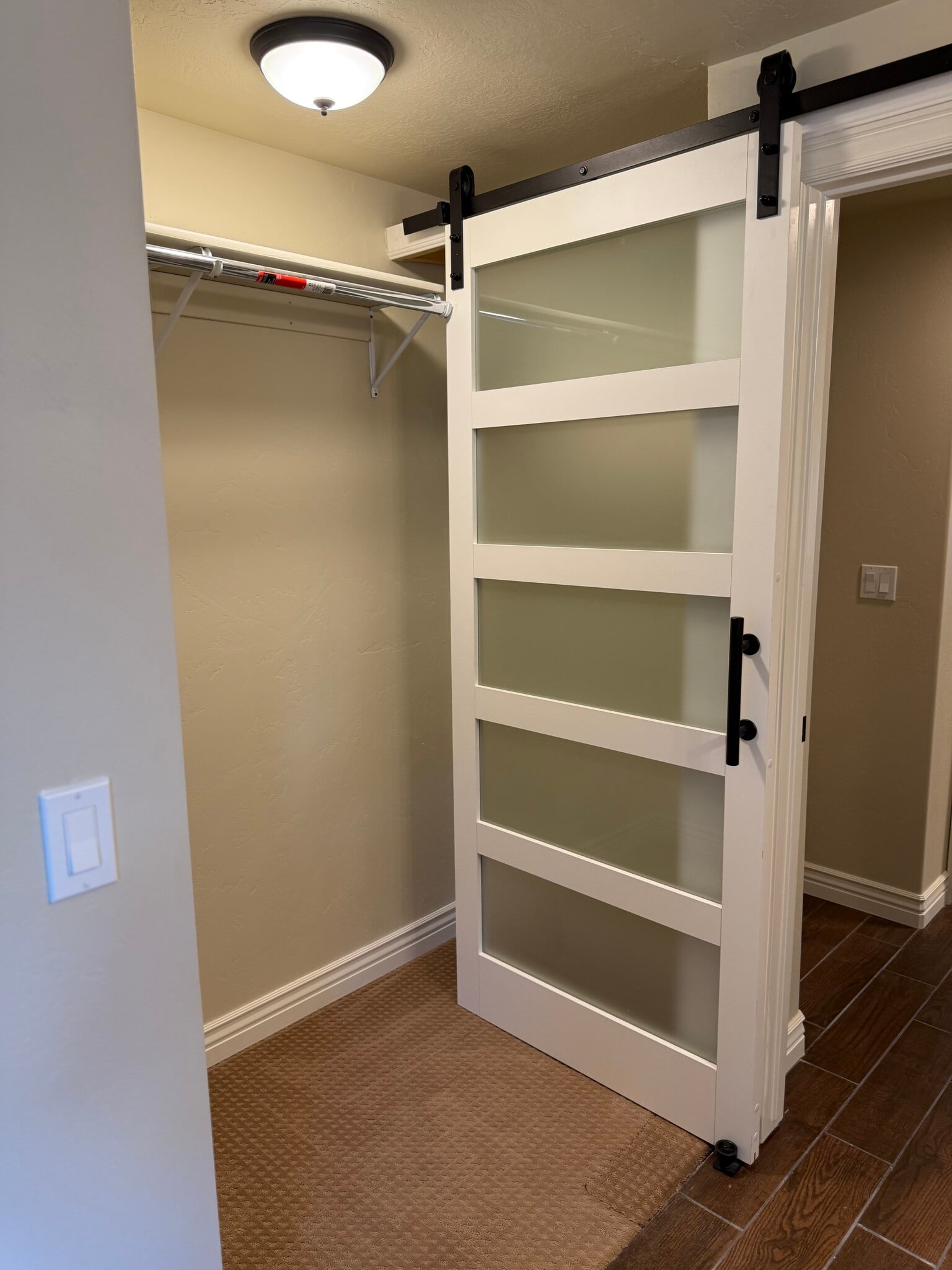 Building Photo - 1213 E St Josephs St