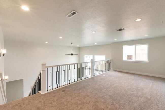 Building Photo - SPECTACULAR VIRTUALLY NEW HOME IN SOUGHT A...