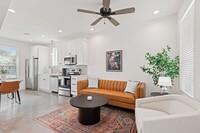 Building Photo - FOR RENT in LAFAYETTE!