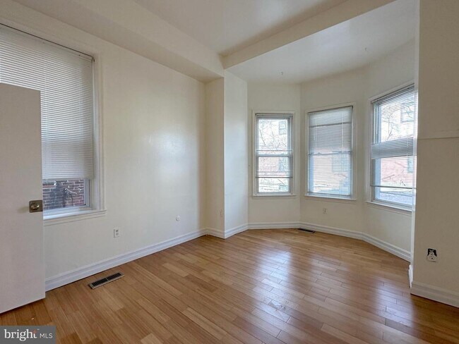 Building Photo - 3231 Powelton Ave