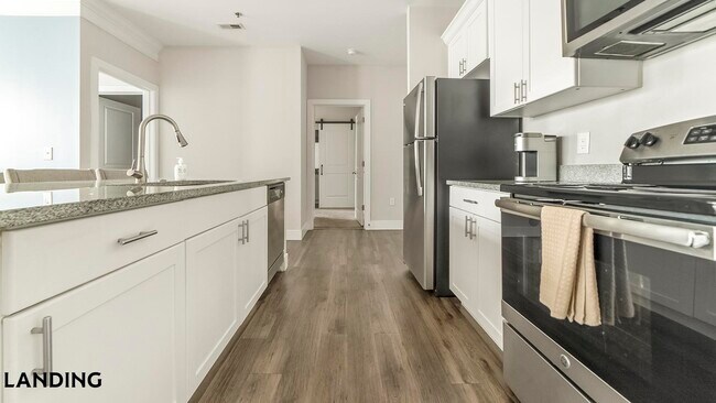 Building Photo - 1494 N High St