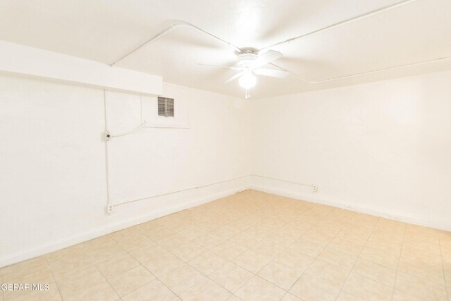 Building Photo - 1309 E Rio Grande Ave