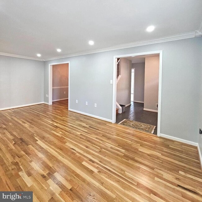 Building Photo - 7034 Bradwood Ct