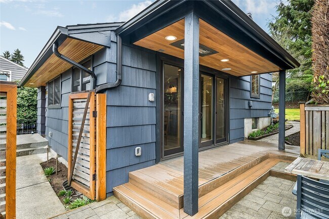 Building Photo - 2656 13th Ave W