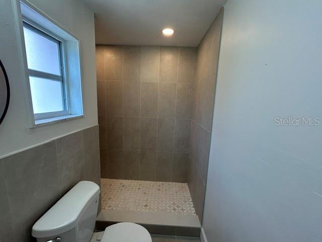 Building Photo - 6617 27th Way N