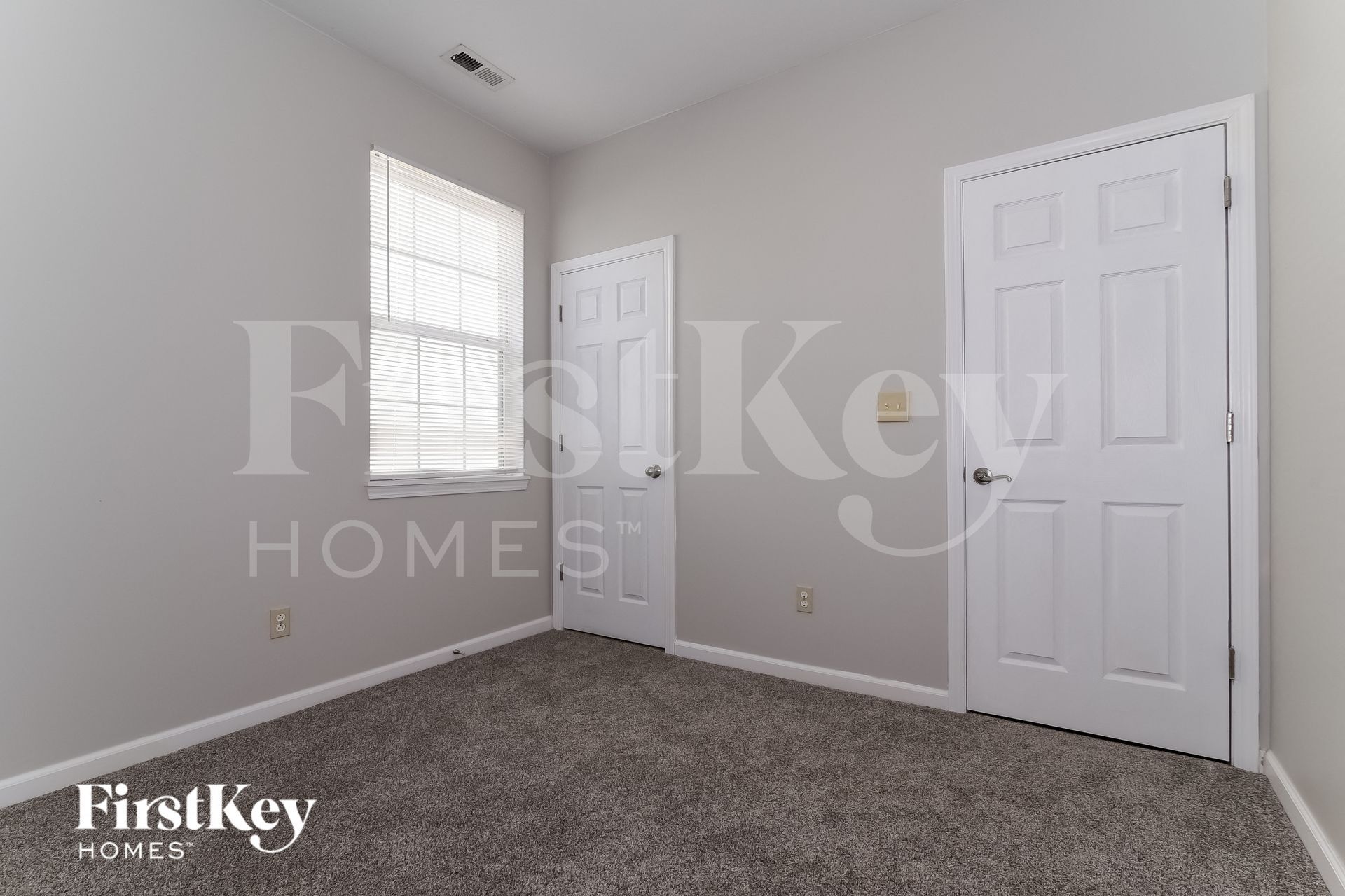 Building Photo - 5630 Sweet River Dr