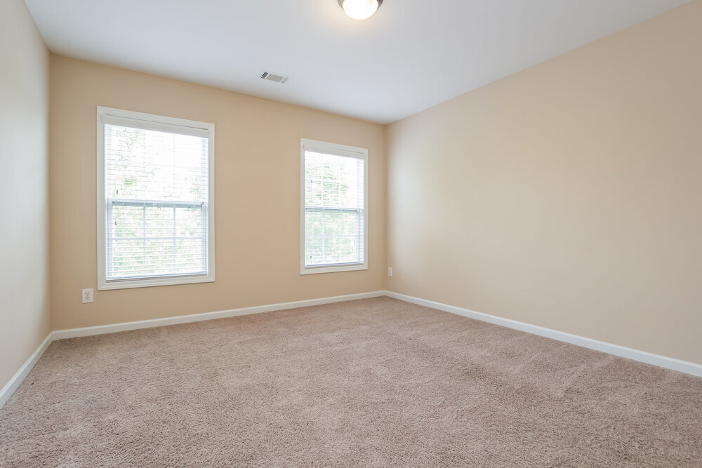 Building Photo - 2303 Jasmine Glen Dr