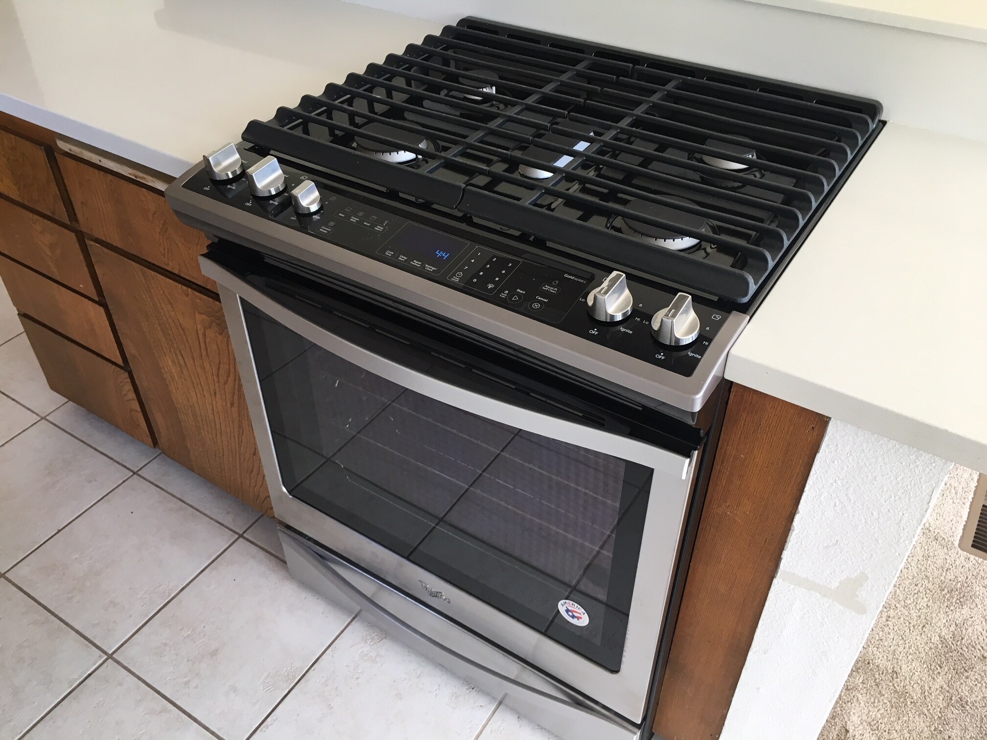 Range - 818 Hygeia Ave