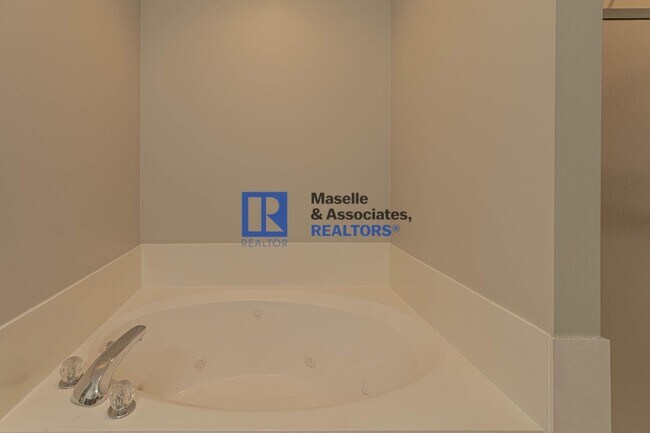 Building Photo - 3 Bed/2 Bath House on a Corner lot in Brandon