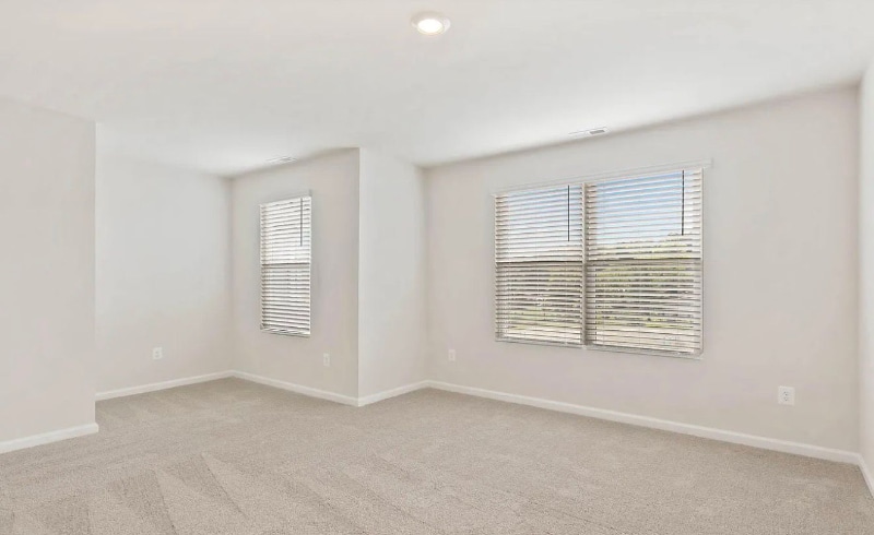 Building Photo - 86 Dumsford St