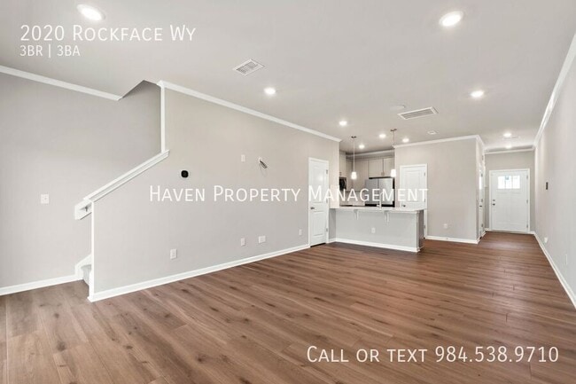Building Photo - 2020 Rockface Way
