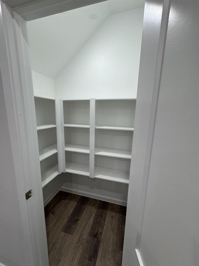 Building Photo - 7858 Alset Dr