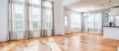 Building Photo - 2215 Capulet St
