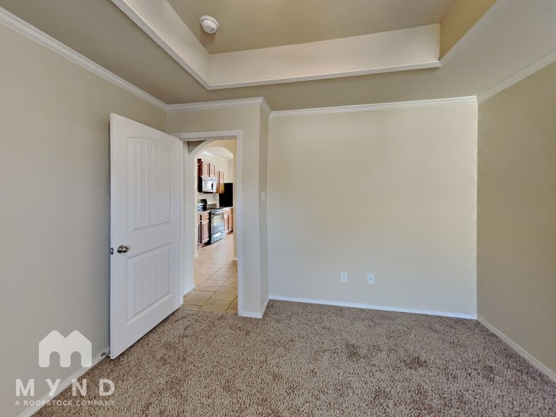 Building Photo - 21 Bristol Dr