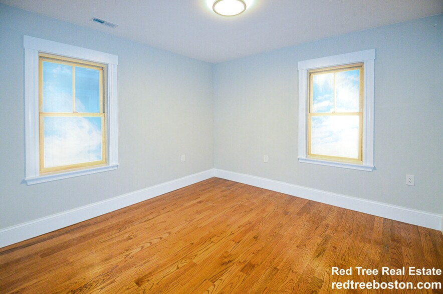 Building Photo - 25 Firth Rd