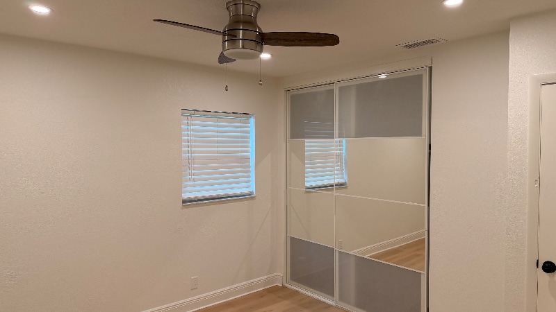 Building Photo - 8708 N Pawnee Ave